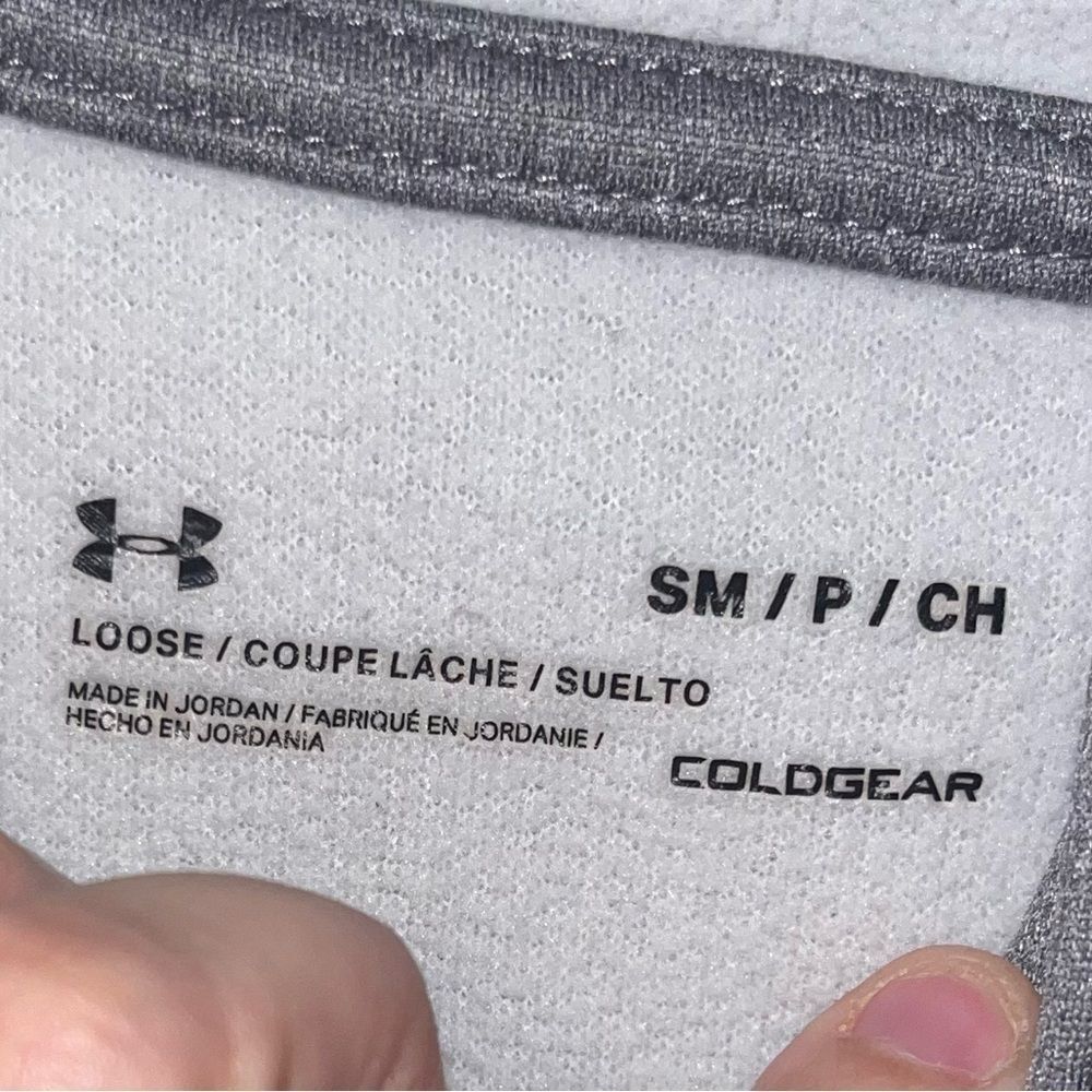 Women’s Grey Under Armour Hoodie sweatshirt small loose cold gear - Picture 10 of 10